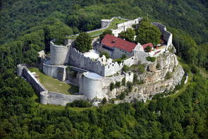 Burg Hohenneuffen / ホーエンノイッフェン城